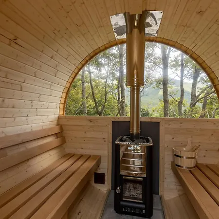Nice Home In Passo Del Cerreto With Sauna Prázdninový dům