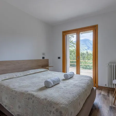 Lovely In Passo Del Cerreto Cerreto Laghi