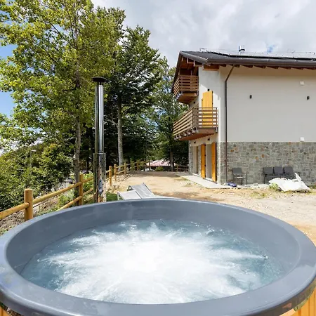 Nice Home In Passo Del Cerreto With Sauna