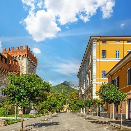 Lovely In Passo Del Cerreto *