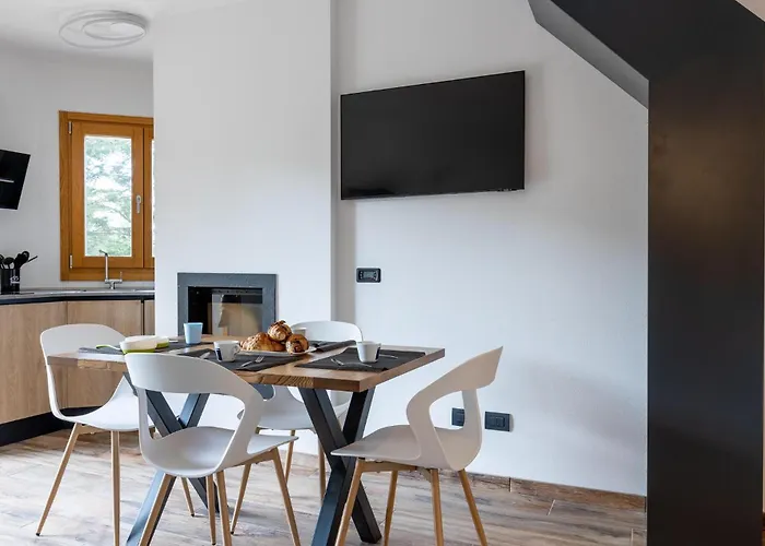 Lovely In Passo Del Cerreto